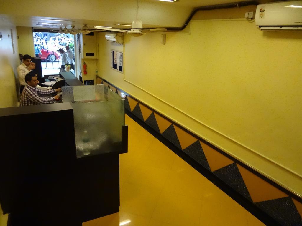 Hotel New Bengal Mumbai Exterior photo